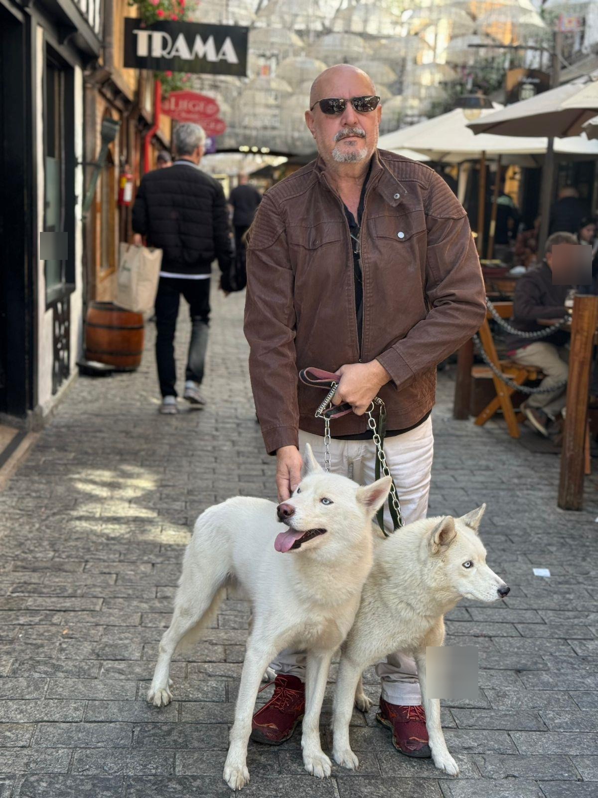 Dr. Marcelo com Snow e Kyra